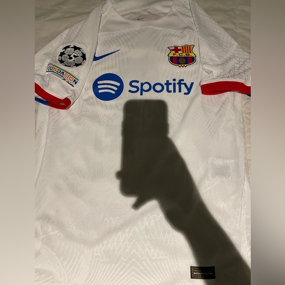 BARCELONA away jersey 2023/2024 - Picture 2 of 2